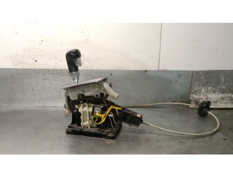 Recambio de palanca cambio para opel astra h berlina 1.9 cdti referencia OEM IAM 13121110 5759102 