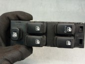 Replacement front left window regulator switch for Hyundai Getz (TB) 1.5 CRDi CAT OEM IAM reference 9357017100YU 935701C110X