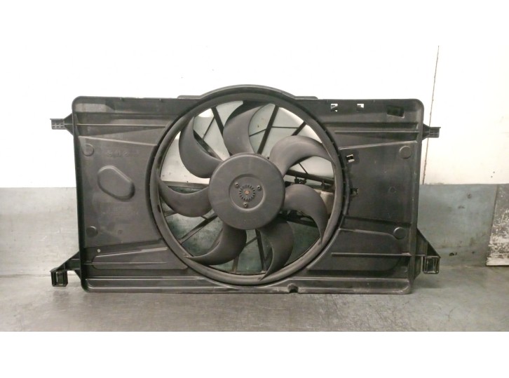 Recambio de electroventilador para volvo s40 berlina 2.0 diesel cat referencia OEM IAM 3M5H8C607UF 31261987 0130303939 BOSCH