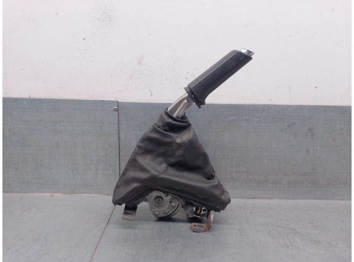 Recambio de palanca freno de mano para opel astra h berlina 1.9 cdti referencia OEM IAM 13237277 574122 