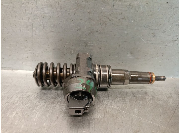 Recambio de inyector para volkswagen golf v berlina (1k1) 1.9 tdi referencia OEM IAM 038130073AG  0414720215