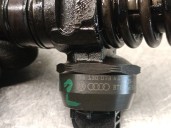 Recambio de inyector para volkswagen golf v berlina (1k1) 1.9 tdi referencia OEM IAM 038130073AG  0414720215
