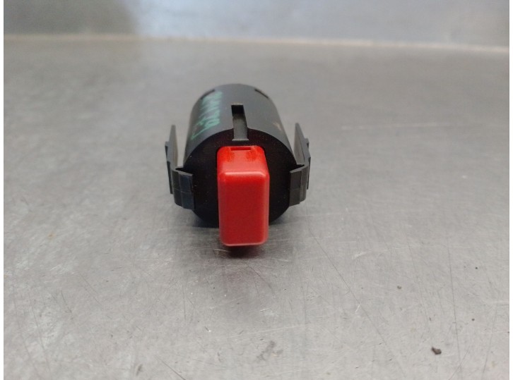 Recambio de warning para opel corsa a 1.2 referencia OEM IAM 90069102 S500637 SWF