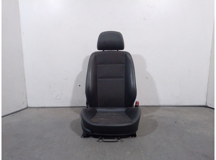 Recambio de asiento delantero derecho para opel astra h berlina 1.9 cdti referencia OEM IAM 5165156 5165156 
