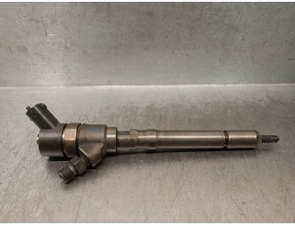 Recambio de inyector para hyundai getz (tb) 1.5 crdi cat referencia OEM IAM 3380027900  0445110126 BOSCH