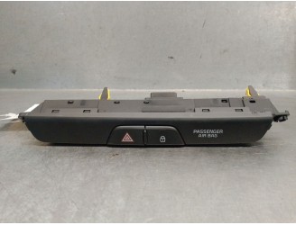 Recambio de warning para kia rio iv (yb, sc, fb) 1.25 referencia OEM IAM 93790H8010WK 93790H8010WK 