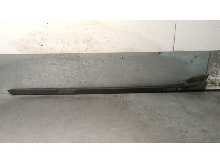 Recambio de molduras delanteras para hyundai i30 1.6 crdi cat referencia OEM IAM 861322L000 861322L000 