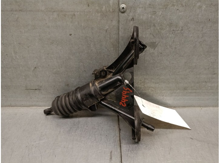 Recambio de bomba embrague para ford transit caja cerrada ´06 2.4 tdci cat referencia OEM IAM 6C117A543AD 1528691 