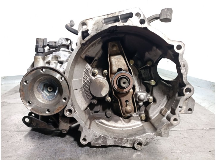 Recambio de caja cambios para volkswagen polo berlina (6n2) 1.4 tdi referencia OEM IAM EXB 02J300050L 370054