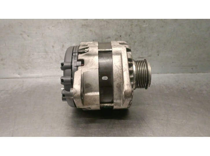 Replacement alternator for Chevrolet Cruze Hatchback (J305) 1.7 D OEM IAM reference 13579675 13579675 