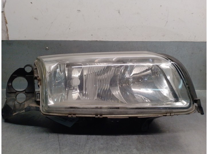 Replacement right headlight for volvo s80 sedan 2.9 bi-turbo cat OEM IAM reference 8678543 31446839 89008455 VALEO