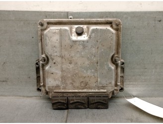 Recambio de centralita motor uce para renault laguna ii (bg0) 2.2 dci turbodiesel referencia OEM IAM 8200211711  0281010637 BOSC