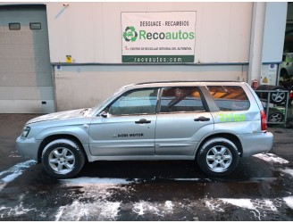 Subaru Forester (SG_) from the year 2005