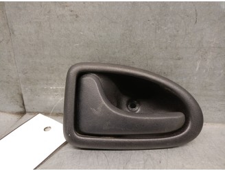 Recambio de maneta interior delantera izquierda para renault clio ii fase i (b/cbo) 1.9 diesel referencia OEM IAM 7700415974 770