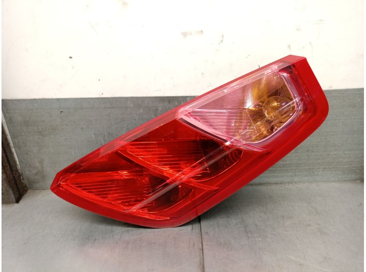 Recambio de piloto trasero derecho para fiat grande punto (199) 1.4 referencia OEM IAM 51701590 51701590 