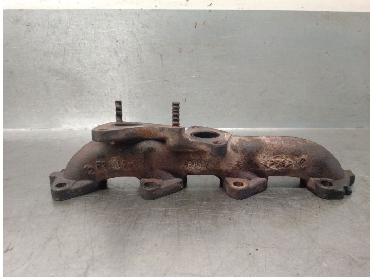 Recambio de colector escape para renault kangoo 1.5 dci diesel referencia OEM IAM 468141 8200468141 
