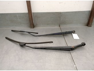 Recambio de brazo limpia delantero derecho para chevrolet aveo 1.4 cat referencia OEM IAM 96648552 96648550 