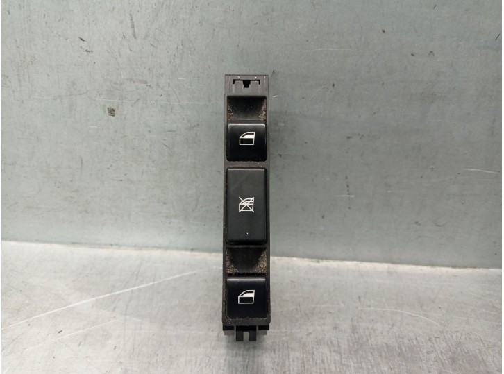 Recambio de mando elevalunas delantero izquierdo para bmw 3 (e46) 328 i referencia OEM IAM 61318381518 