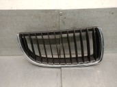 Replacement right bumper grille for BMW 3 (E90) 318 D OEM IAM reference 51712151896 51712151896 