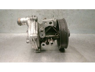 Recambio de bomba agua para ford transit caja cerrada ´06 2.4 tdci cat referencia OEM IAM 273197000 1715121 