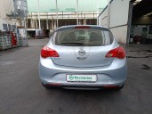 opel astra j lim. del año 2015