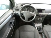 opel astra h berlina del año 2005