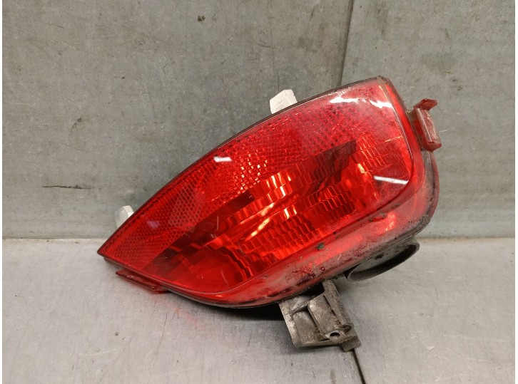 Recambio de faro antiniebla trasero derecho para dacia sandero iii 1.0 tce 90 referencia OEM IAM H4DF4 H4DF4 