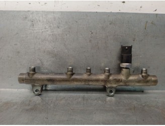 Recambio de rampa inyectora para renault megane i fase 2 berlina (ba0) 1.9 dci authentique referencia OEM IAM 7700111013 8200600