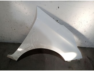 Recambio de aleta delantera derecha para kia carens iv 1.7 crdi referencia OEM IAM 66321A4000 66321A4000 