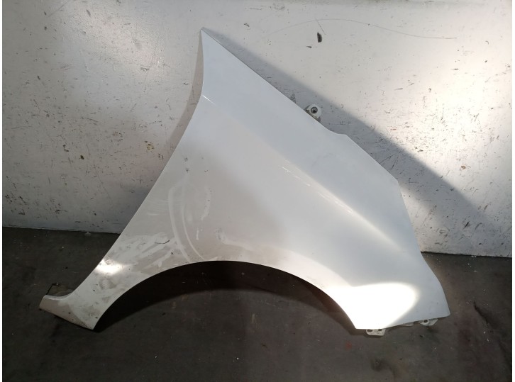 Recambio de aleta delantera derecha para kia carens iv 1.7 crdi referencia OEM IAM 66321A4000 66321A4000 