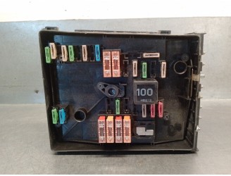 Recambio de caja reles / fusibles para seat altea (5p1) 1.9 tdi referencia OEM IAM 1K0937125  
