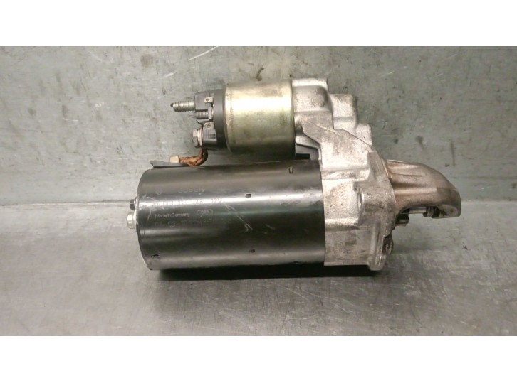 Replacement starter motor for BMW 3 (E90) 318 D OEM IAM reference 7796892 12417796892 0001115046 BOSCH