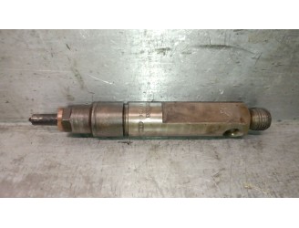 Recambio de inyector para renault megane i coach (da0/1_) 1.9 dti (da0n) referencia OEM IAM 7700112883 0432193611 BOSCH