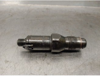 Recambio de inyector para citroën berlingo 1.9 diesel referencia OEM IAM LCR6736001  DELHI