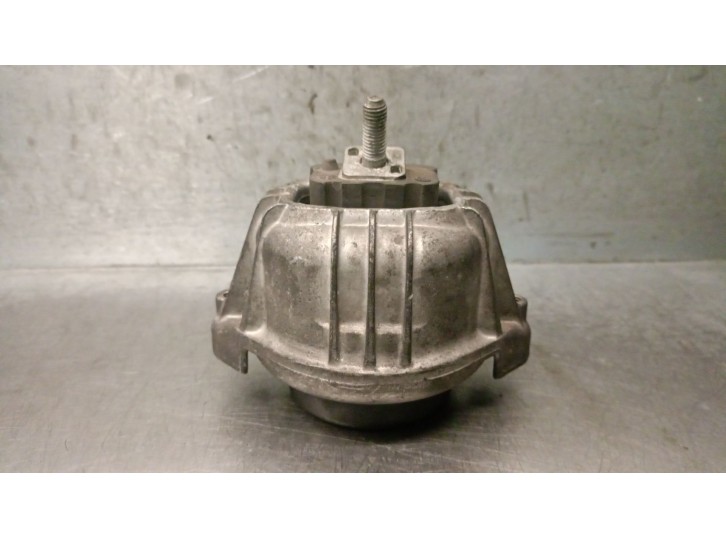 Recambio de soporte motor para bmw 3 (e90) 318 d referencia OEM IAM 13981112 22116768799 