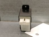 Recambio de mando elevalunas delantero derecho para kia carens iv 1.7 crdi referencia OEM IAM 93575A4020 93575A4020CA 