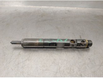 Recambio de inyector para renault clio ii fase ii (b/cb0) 1.5 dci diesel referencia OEM IAM 8200553570 EJBR04101D DELPHI