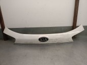 Recambio de molduras traseras para kia carens iv 1.7 crdi referencia OEM IAM 87311A4100 87311A4100 