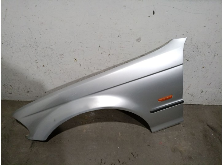 Recambio de aleta delantera izquierda para bmw 3 (e46) 328 i referencia OEM IAM 41358240405 41358240405 