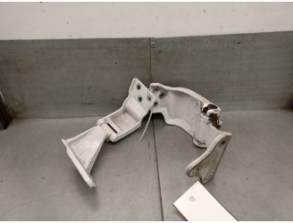 Recambio de bisagra porton para mercedes-benz vito furgoneta (w447) 109 cdi (447.601, 447.603, 447.605) referencia OEM IAM A4477