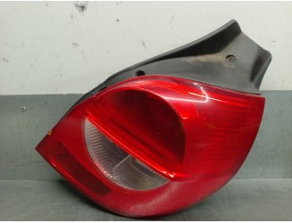 Recambio de piloto trasero derecho para renault clio iii 1.5 dci diesel cat referencia OEM IAM 8200886946 8200886946 