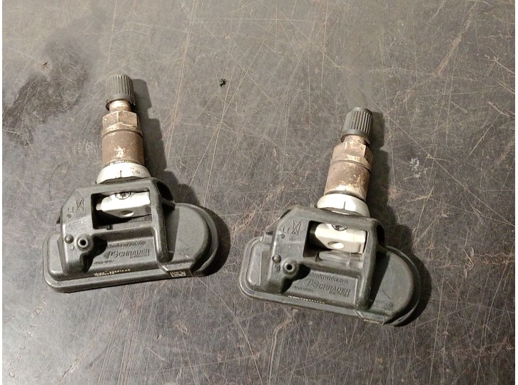 Recambio de sensor presion para opel zafira tourer 2.0 cdti cat referencia OEM IAM 13598775  