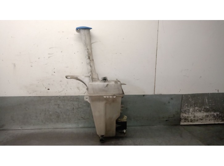 Recambio de deposito limpia para kia carens iv 1.7 crdi referencia OEM IAM 98610A4000 98620A4100 