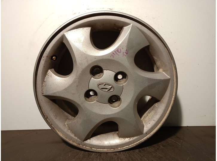 Recambio de llanta para hyundai getz (tb) 1.6 16v cat referencia OEM IAM 529101C200 R155.5JX15OFFSET46 