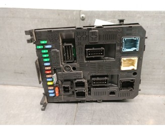 Recambio de caja reles / fusibles para peugeot 5008 (0u_, 0e_) 1.6 hdi referencia OEM IAM 281164872 281164872 