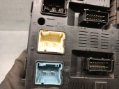 Recambio de caja reles / fusibles para peugeot 5008 (0u_, 0e_) 1.6 hdi referencia OEM IAM 281164872 281164872 