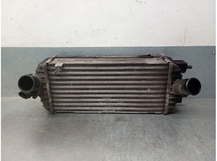 Recambio de intercooler para kia carens iv 1.7 crdi referencia OEM IAM 282702A820 282712A820 