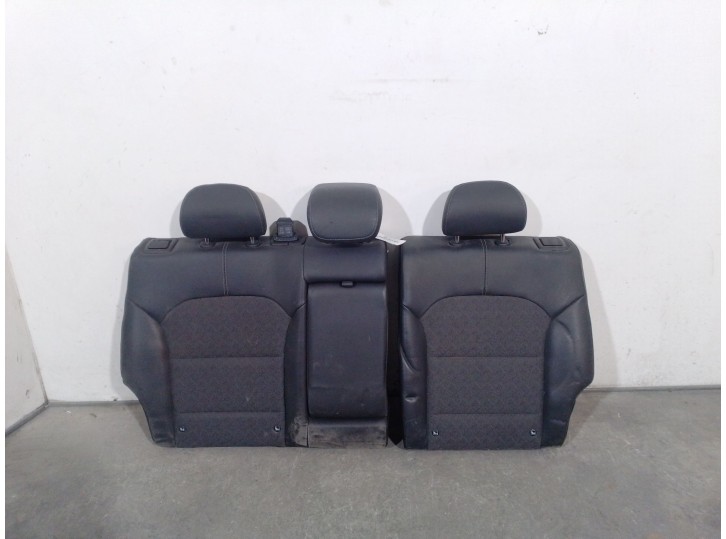 Recambio de asientos traseros para kia niro (de) 1.6 gdi hybrid referencia OEM IAM 89400G5410AY4 89400G5410AY4 