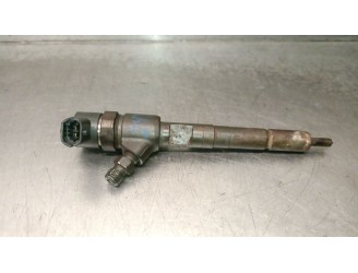 Recambio de inyector para chevrolet aveo 1.3 diesel cat referencia OEM IAM 0445110326 BOSCH