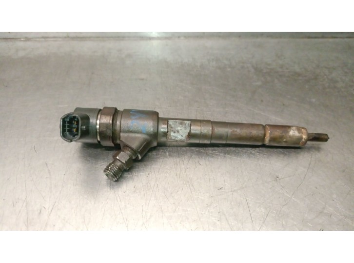 Recambio de inyector para chevrolet aveo 1.3 diesel cat referencia OEM IAM 0445110326  BOSCH